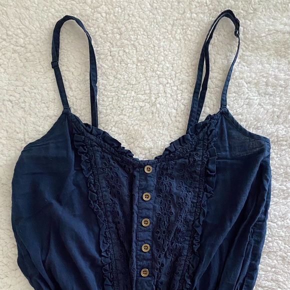 ❌SOLD❌  Navy romper with pockets - Picture 2 of 7
